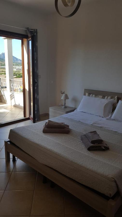 B&B Villa Orchidea Олбия Екстериор снимка