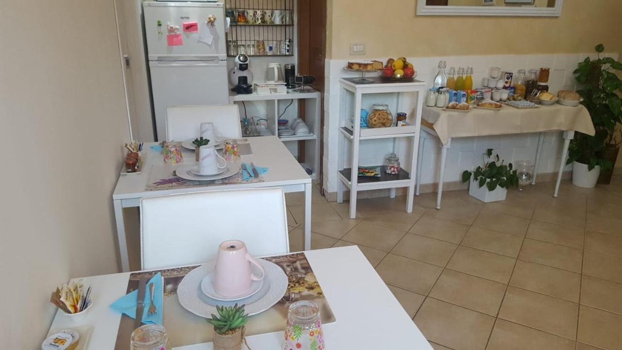 B&B Villa Orchidea Олбия Екстериор снимка