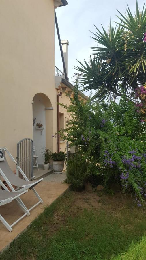 B&B Villa Orchidea Олбия Екстериор снимка
