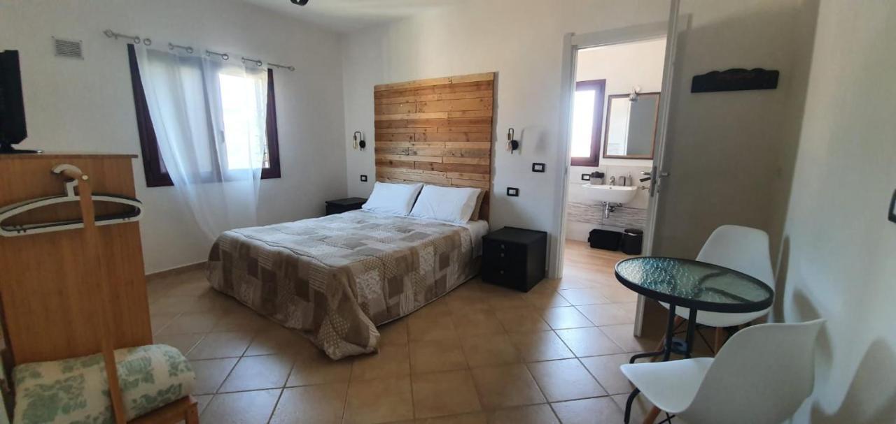 B&B Villa Orchidea Олбия Екстериор снимка